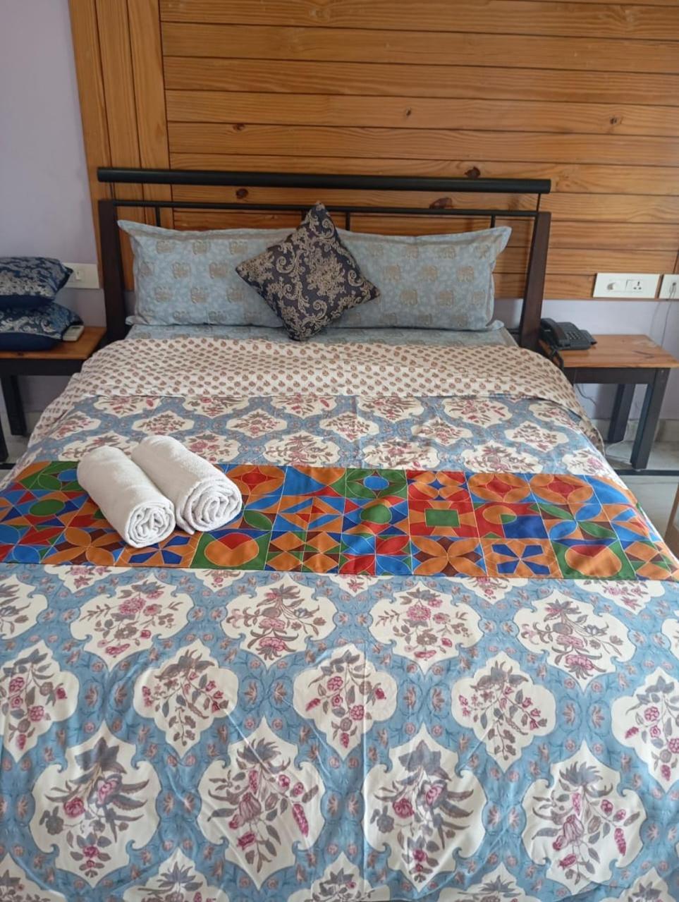 Jaipur The Lodge B&B ภายนอก รูปภาพ